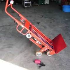 中古階段運搬機昇降機/品番 CU-102A