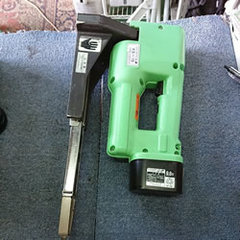中古充電式ステープラー15mm/品番 SK-15 問い合わせ番号 Z-0847-5
