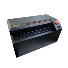 中古卓上段ボール緩衝材製造機（AC100V）/品番　M3516SR-400NT 問合せ番号　Z-01072-3